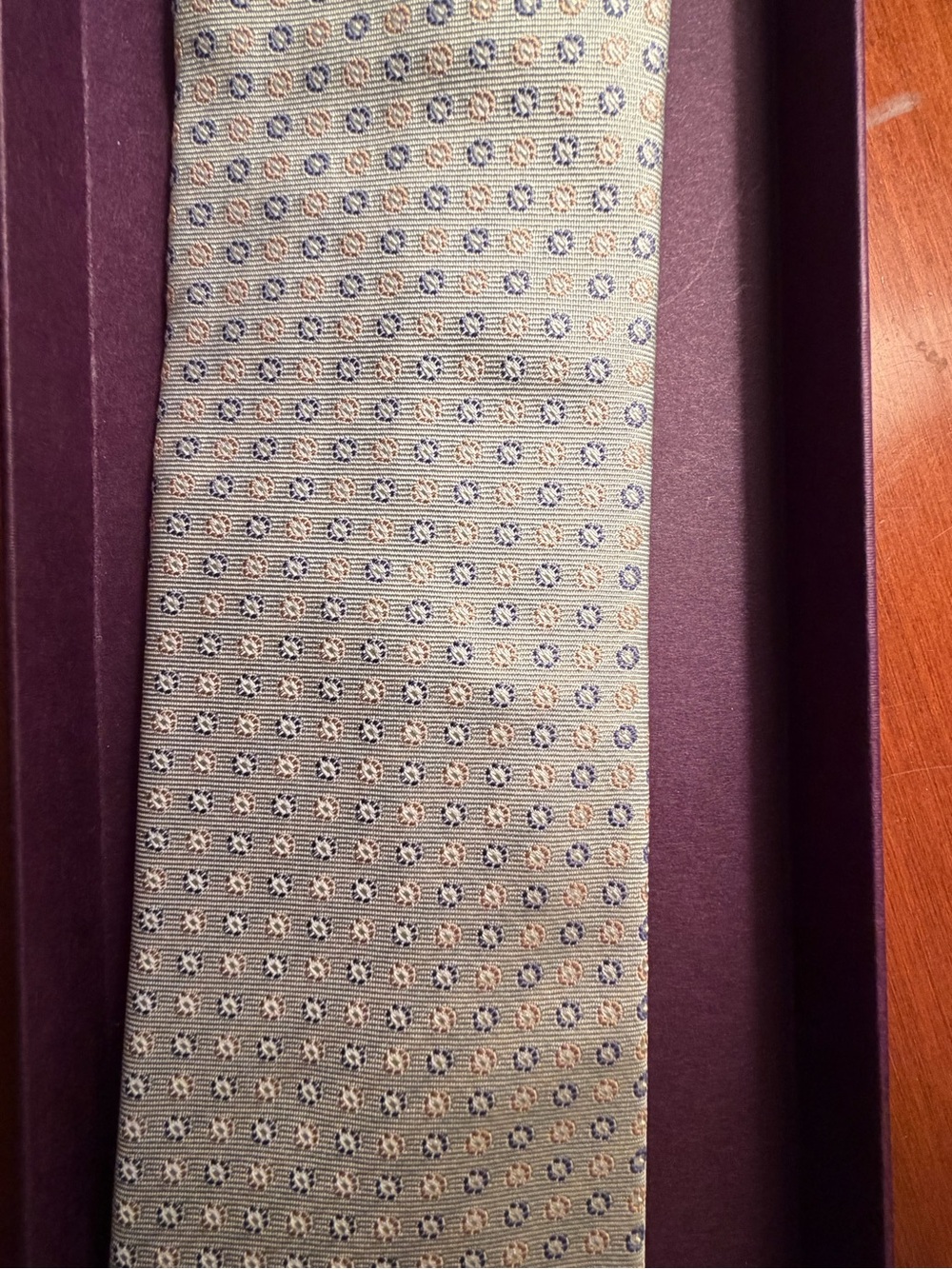 Paulo Albizzati handmade champagne colored tie and pocket square